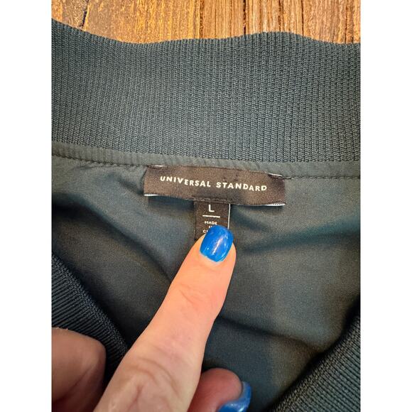 Universal Standard Carmen Satin Bomber Jacket Deep Sea Size Large - Picture 9 of 10